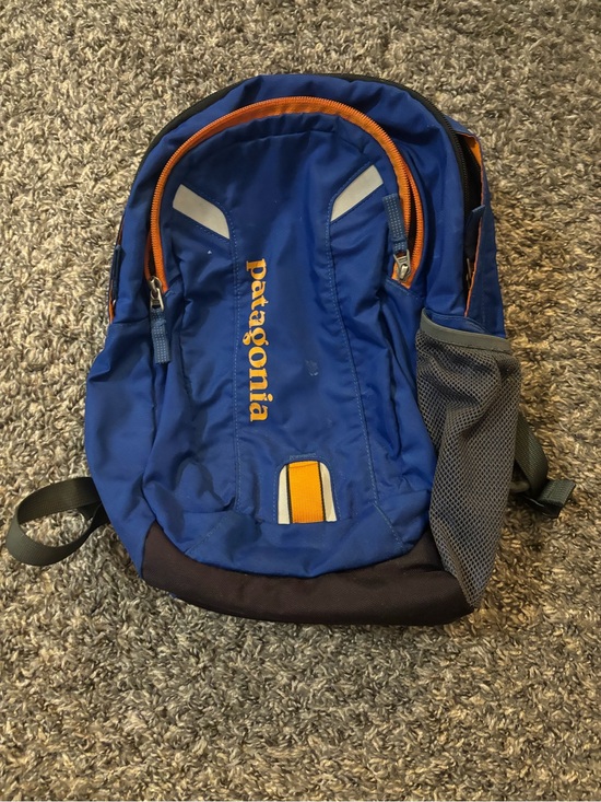 patagonia poco 12l backpack Internal security pocket helps with keeping track of important items and staying organized Patagonia Poco 12L Backpack, Rubellite